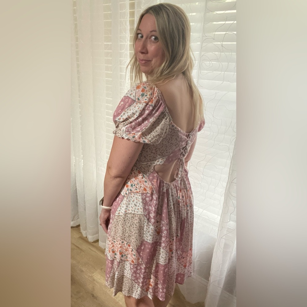 New Hem & Thread Patchwork Print Back Cut Out Dre… - image 5